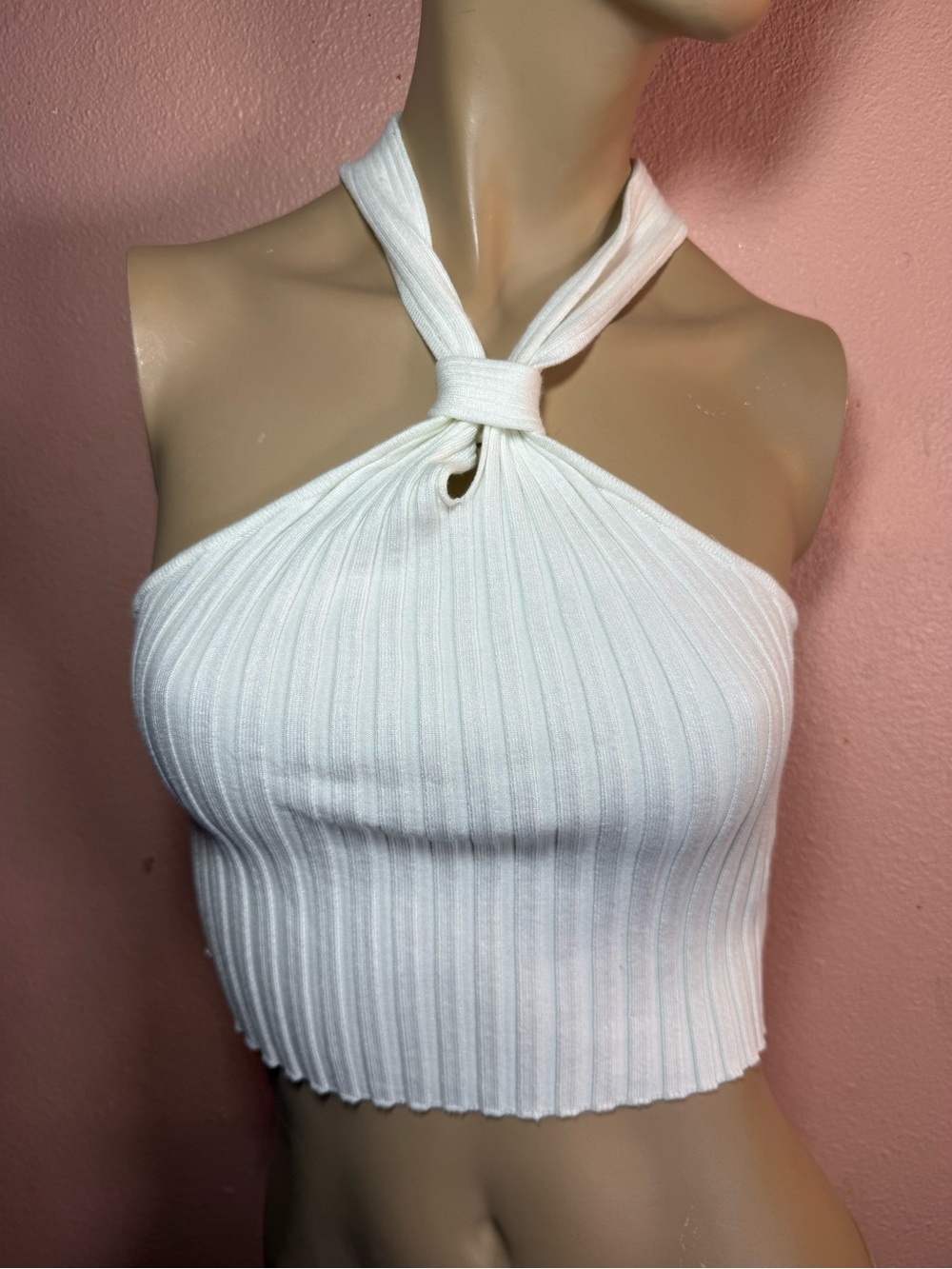 Forever 21 White Ribbed Halter Keyhole Crop Top Size Medium